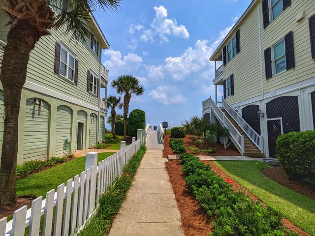 10 Sea Oats Circle, Pawleys Island, SC 29585