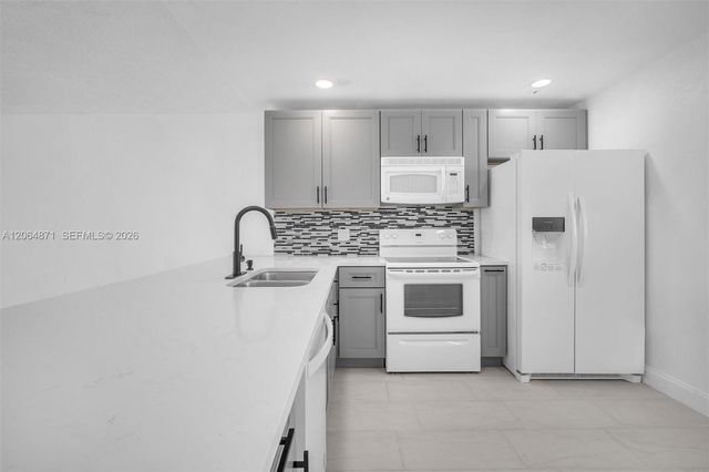 2601 NE 3rd Court 4110, Boynton Beach, FL 33435