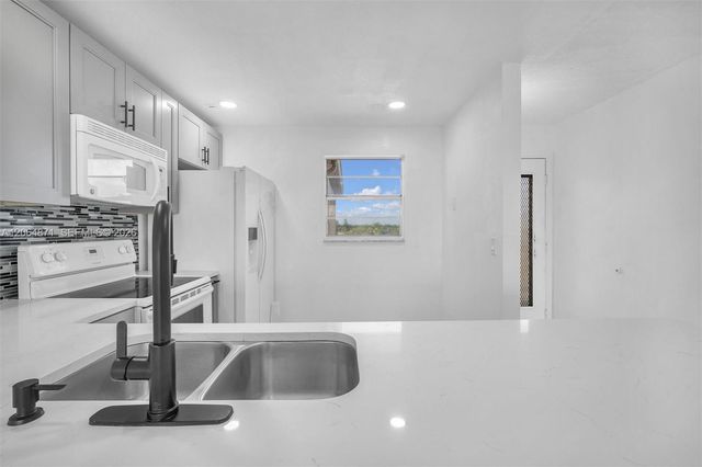 2601 NE 3rd Court 4110, Boynton Beach, FL 33435