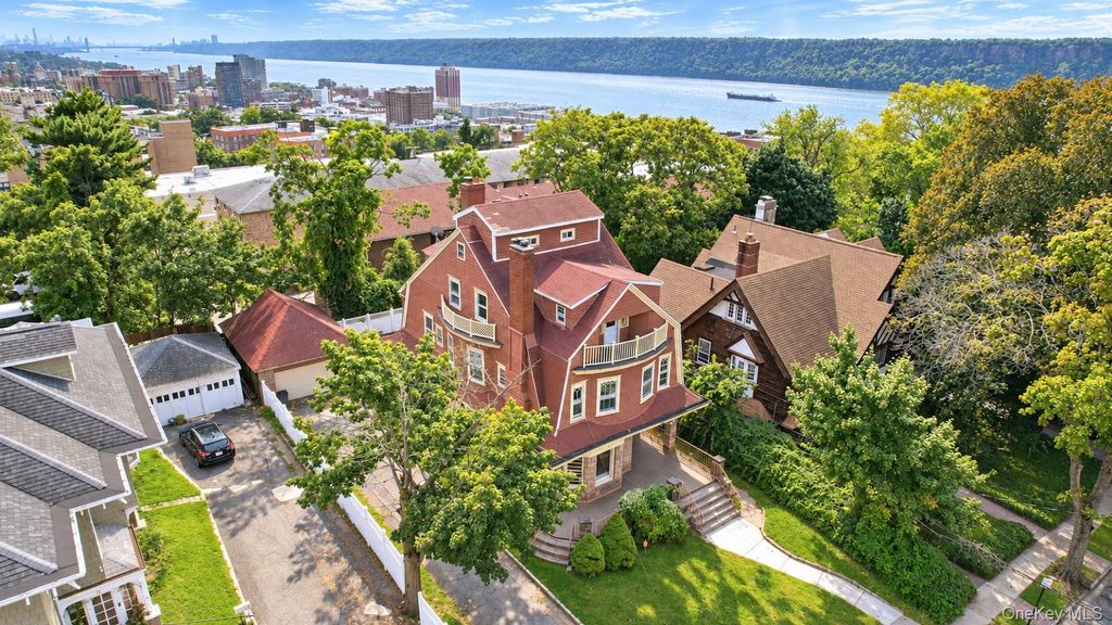 10 Delavan Terrace, Yonkers, NY 10703 — exterior
