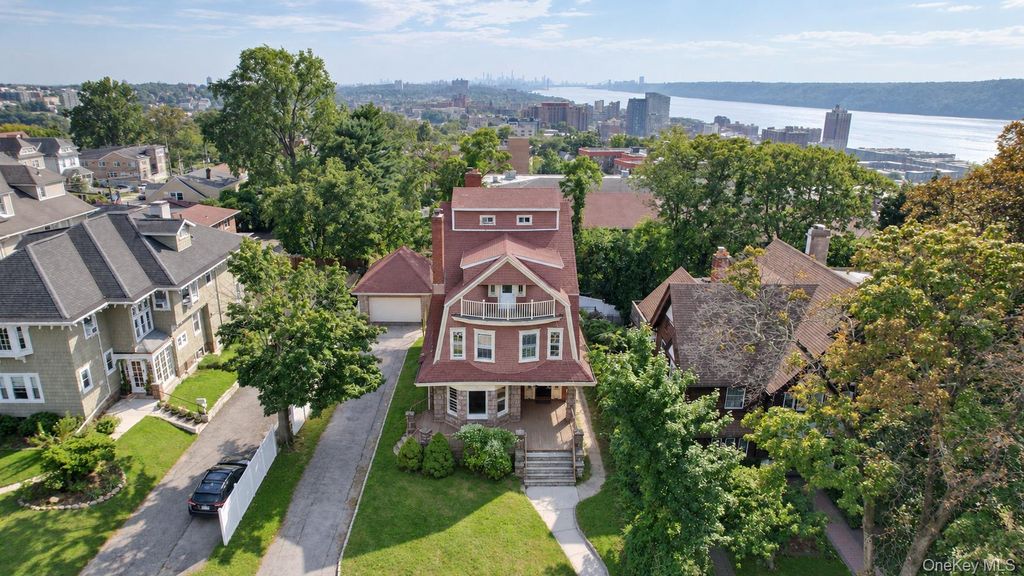 10 Delavan Terrace, Yonkers, NY 10703 — photo 2