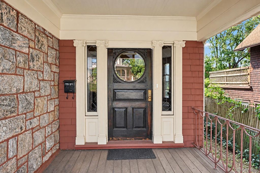 10 Delavan Terrace, Yonkers, NY 10703 — photo 4
