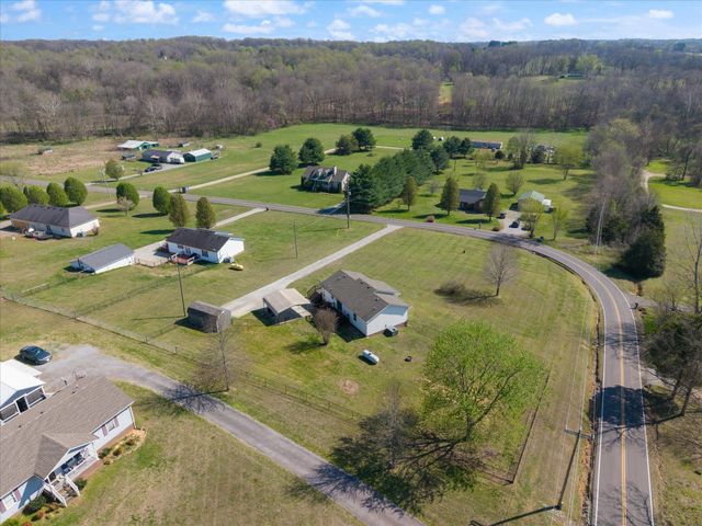 3695 Armstrong Rd, Springfield, TN 37172