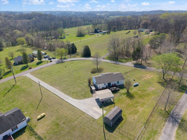 3695 Armstrong Rd, Springfield, TN 37172