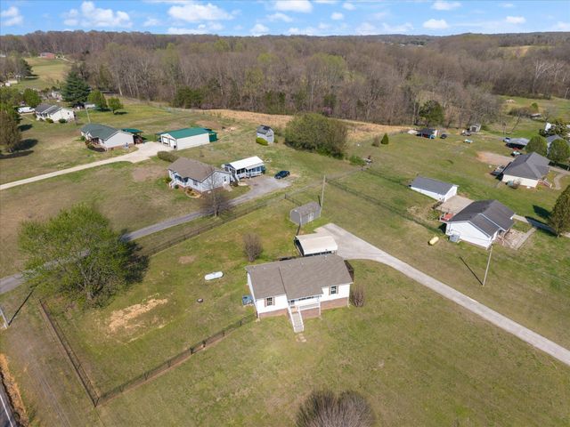 3695 Armstrong Rd, Springfield, TN 37172