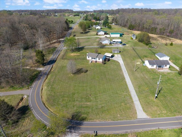 3695 Armstrong Rd, Springfield, TN 37172