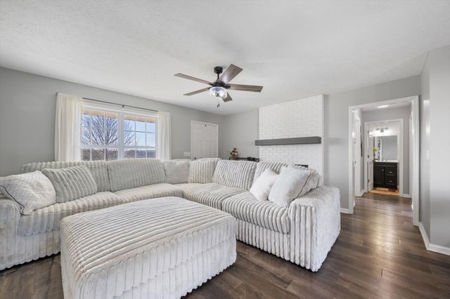 3695 Armstrong Rd, Springfield, TN 37172