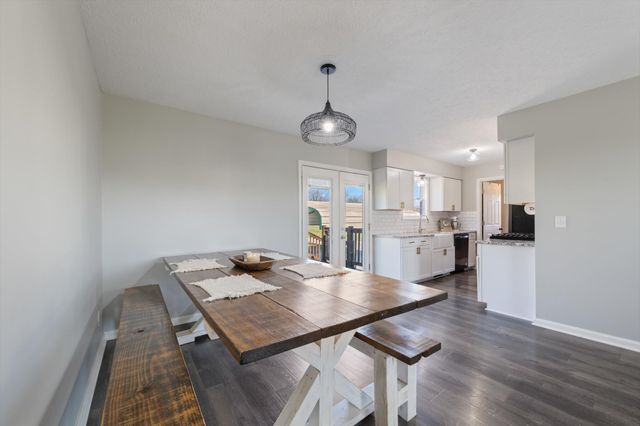 3695 Armstrong Rd, Springfield, TN 37172