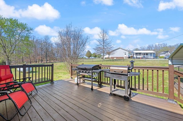 3695 Armstrong Rd, Springfield, TN 37172