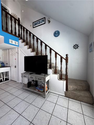 15201 Leeward Dr B4, Corpus Christi, TX 78418