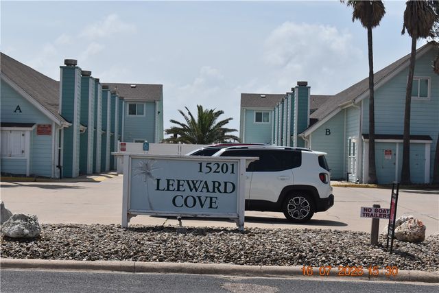 15201 Leeward Dr B4, Corpus Christi, TX 78418