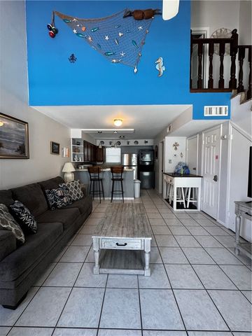 15201 Leeward Dr B4, Corpus Christi, TX 78418