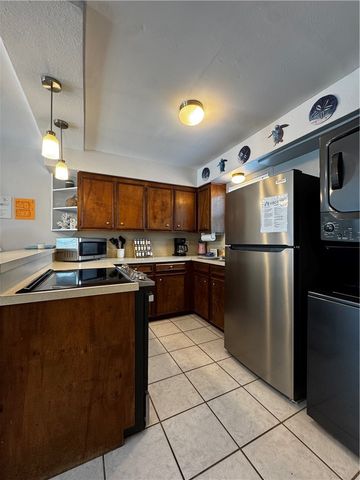 15201 Leeward Dr B4, Corpus Christi, TX 78418