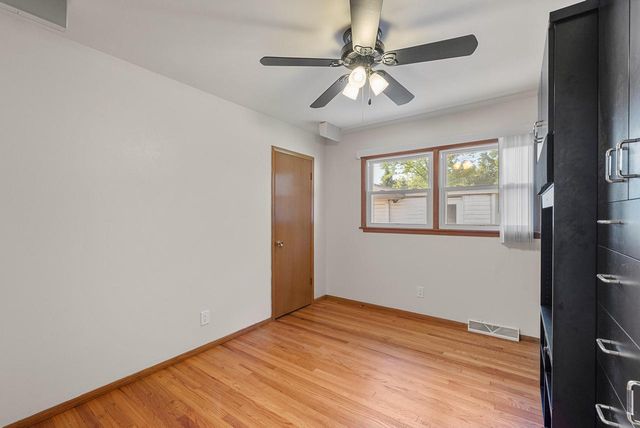 9313 W Clovernook STREET, Milwaukee, WI 53224