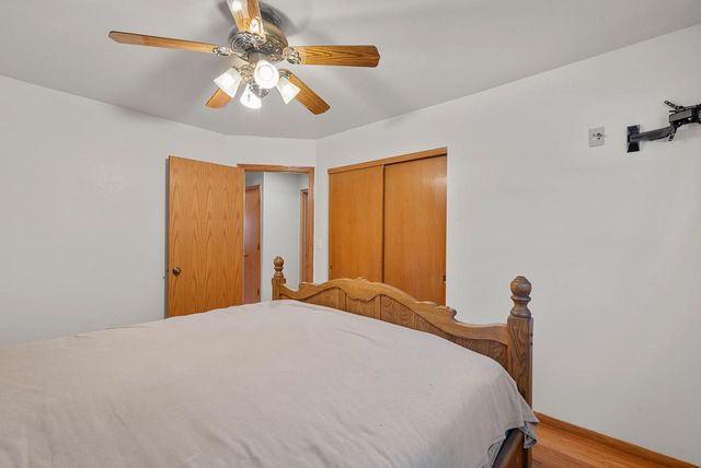 9313 W Clovernook STREET, Milwaukee, WI 53224