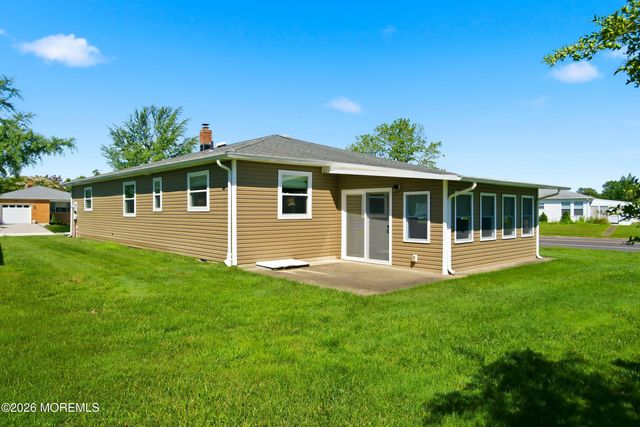 54 Liberta Drive, Toms River, NJ 08757