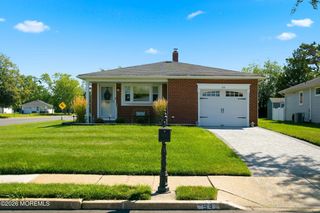 54 Liberta Drive, Toms River, NJ 08757