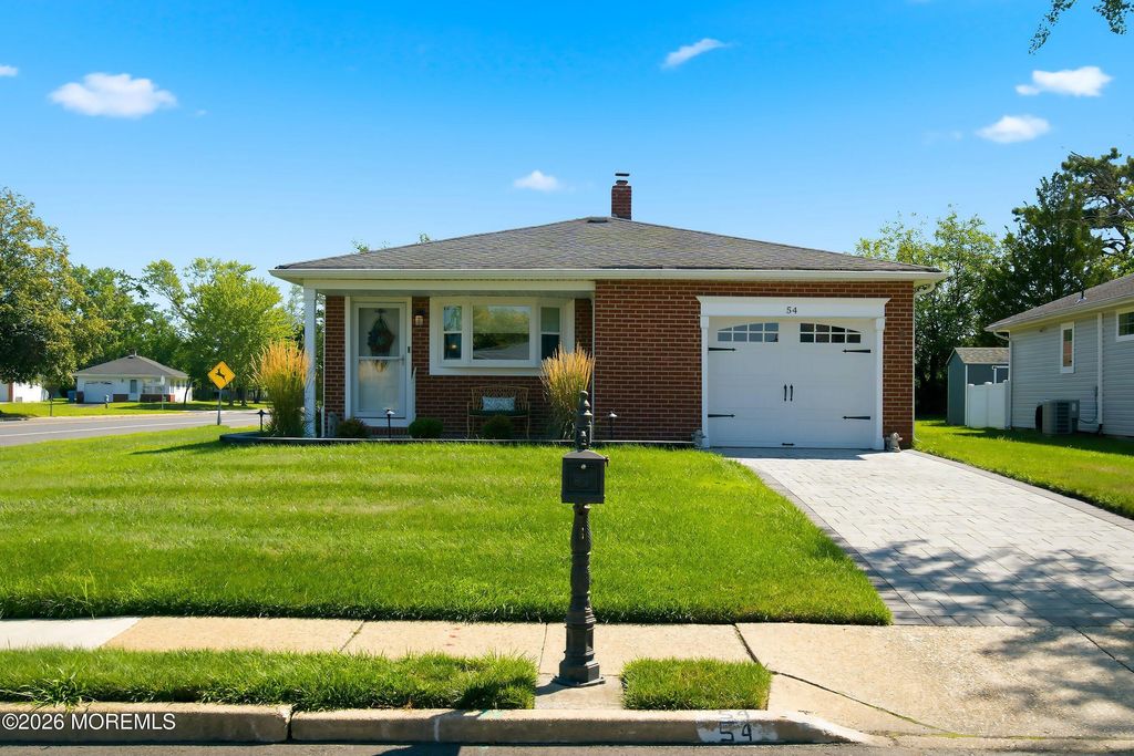 54 Liberta Drive, Toms River, NJ 08757