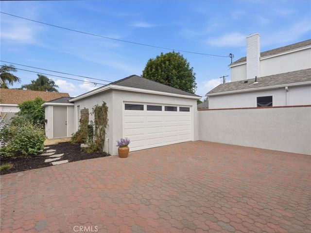 2267 Mira Mar Avenue, Long Beach, CA 90815