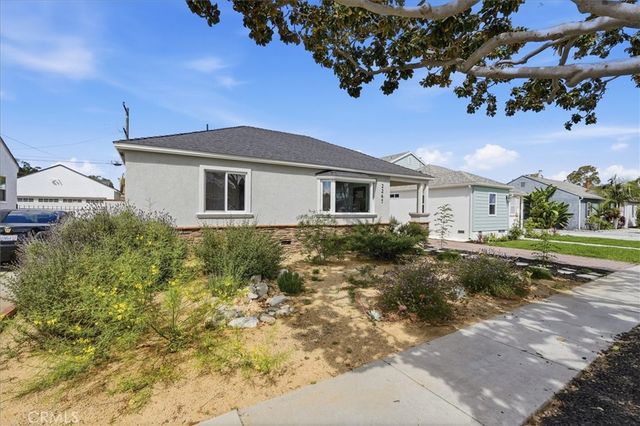 2267 Mira Mar Avenue, Long Beach, CA 90815