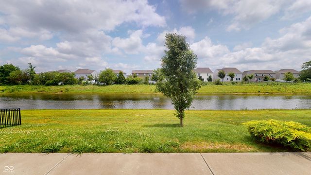 5321 Tanglewood Lane, Whitestown, IN 46075