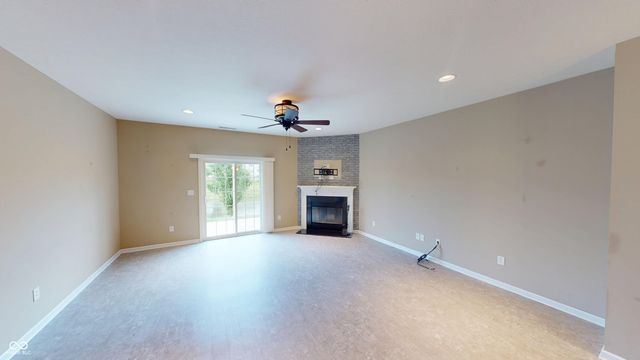 5321 Tanglewood Lane, Whitestown, IN 46075