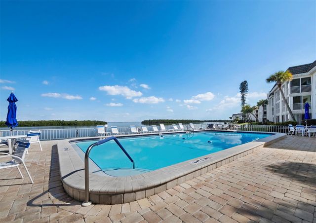 4430 EXETER DRIVE M108, Longboat Key, FL 34228