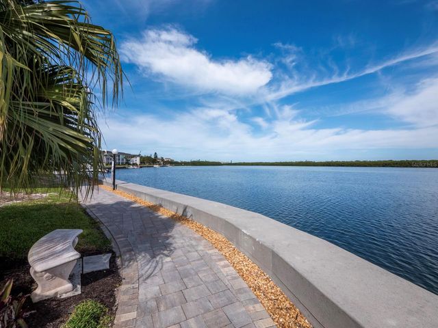 4430 EXETER DRIVE M108, Longboat Key, FL 34228