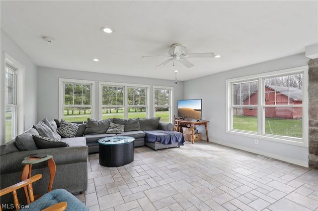 9877 Cutts Road, Chardon, OH 44024