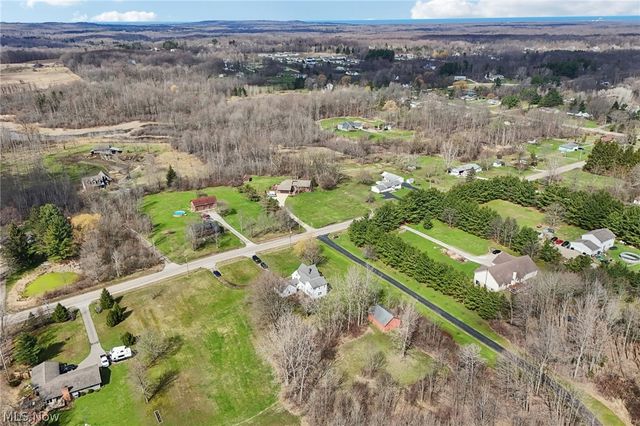 9877 Cutts Road, Chardon, OH 44024