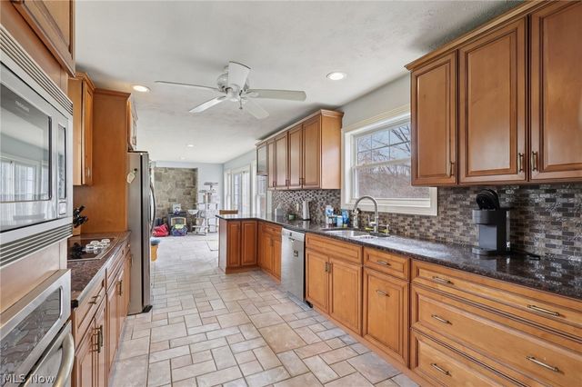 9877 Cutts Road, Chardon, OH 44024