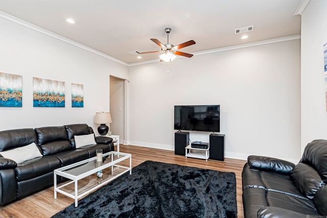 9558 Creekview Dr, Baton Rouge, LA 70836