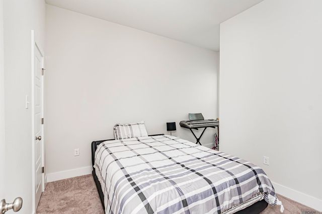 9558 Creekview Dr, Baton Rouge, LA 70836