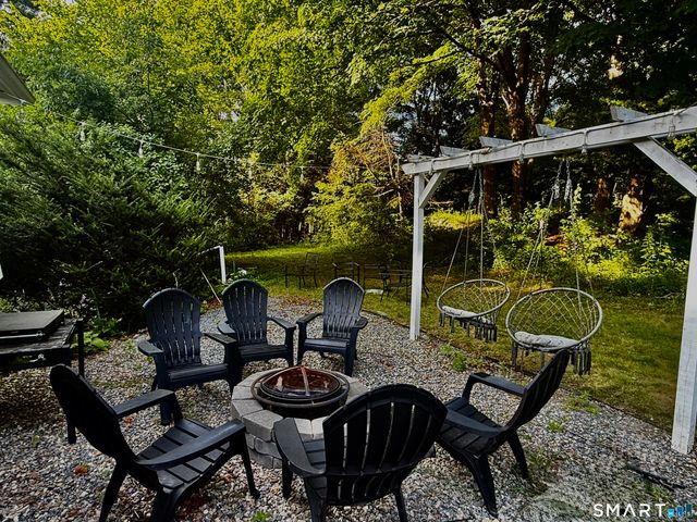 208 Strongtown Road, Southbury, CT 06488