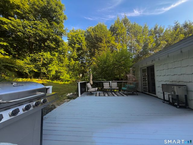 208 Strongtown Road, Southbury, CT 06488