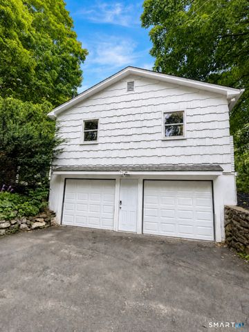 208 Strongtown Road, Southbury, CT 06488