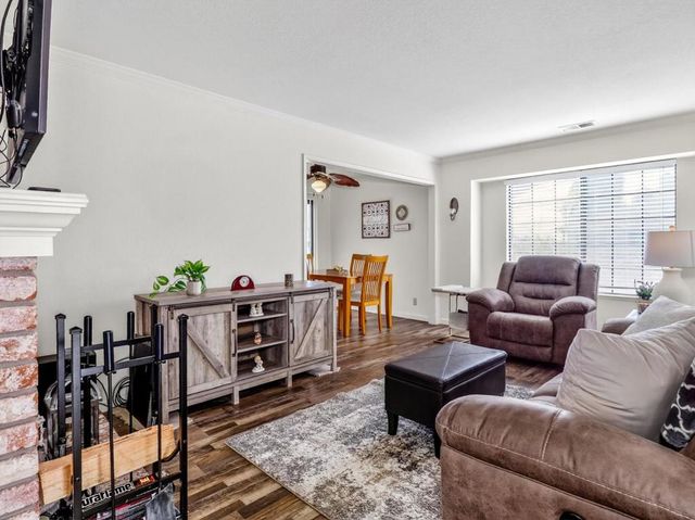 1056 Padre Drive 8, Salinas, CA 93901