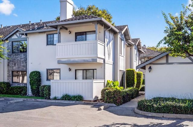 1056 Padre Drive 8, Salinas, CA 93901