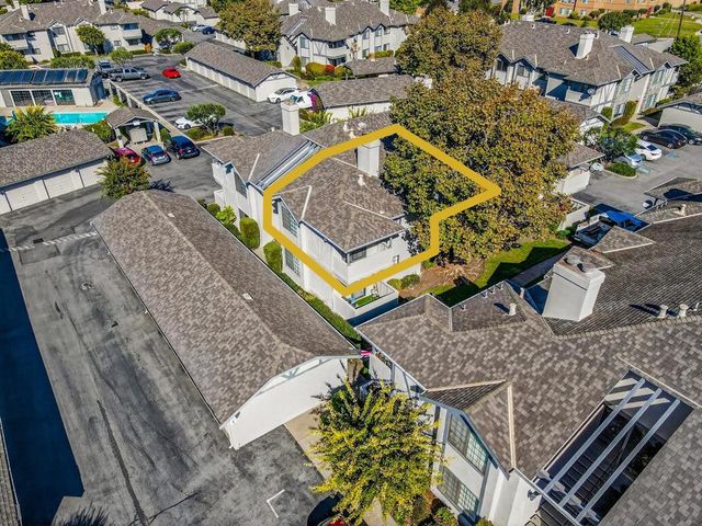 1056 Padre Drive 8, Salinas, CA 93901