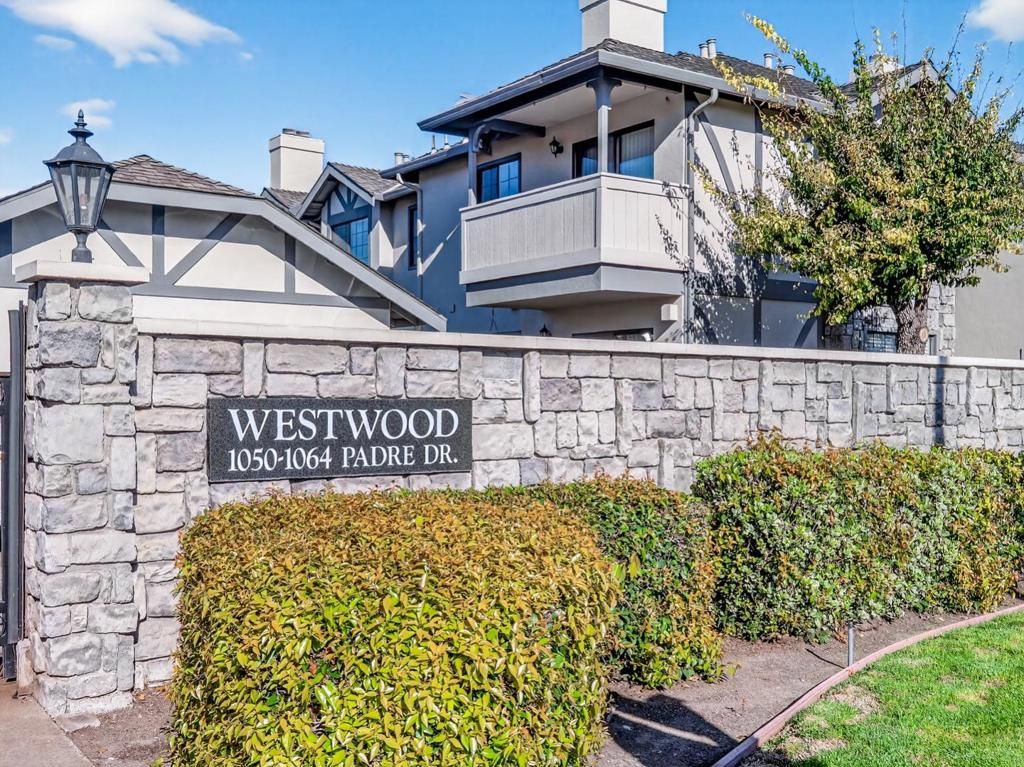 1056 Padre Drive 8, Salinas, CA 93901