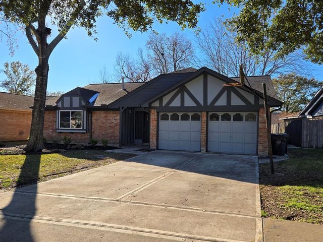 1403 Hitherfield Drive, Sugar Land, TX 77498