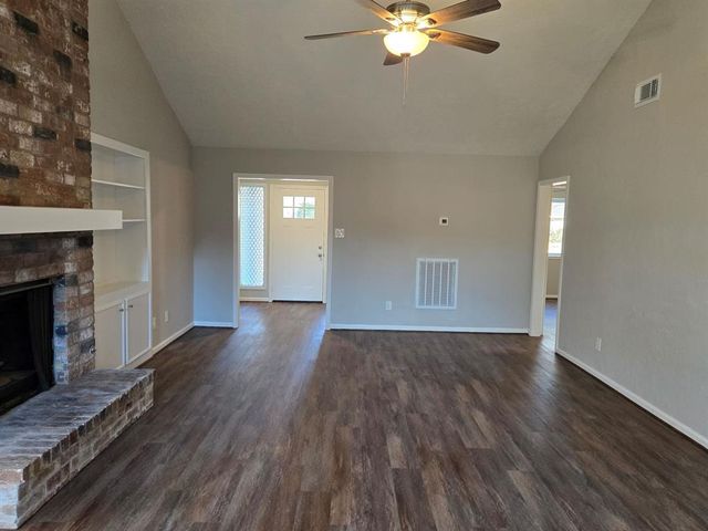 1403 Hitherfield Drive, Sugar Land, TX 77498
