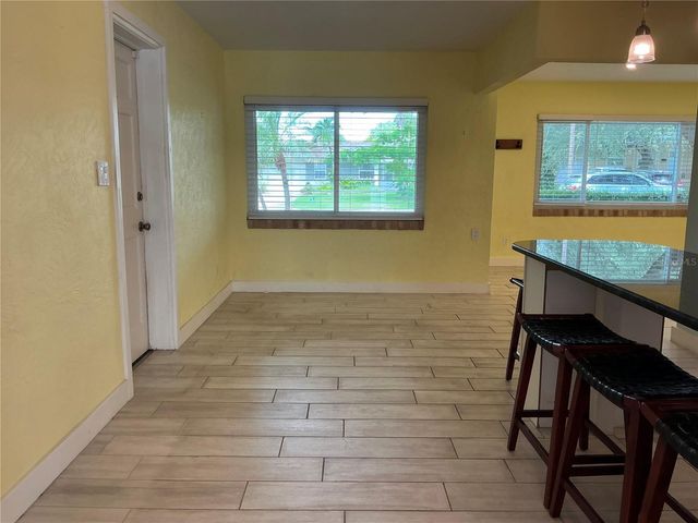 5248 15TH AVENUE N, St Petersburg, FL 33710