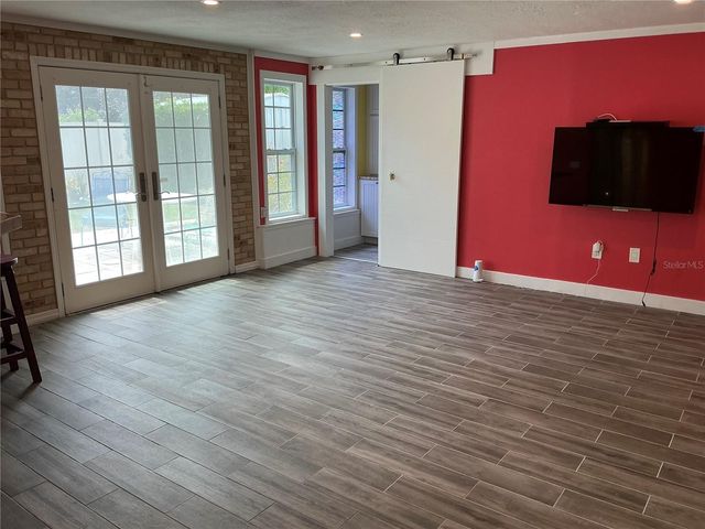 5248 15TH AVENUE N, St Petersburg, FL 33710