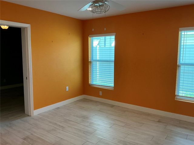 5248 15TH AVENUE N, St Petersburg, FL 33710