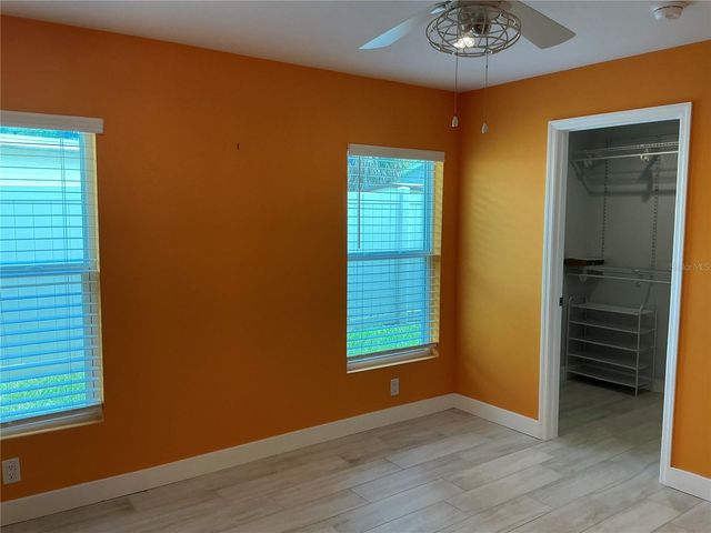 5248 15TH AVENUE N, St Petersburg, FL 33710