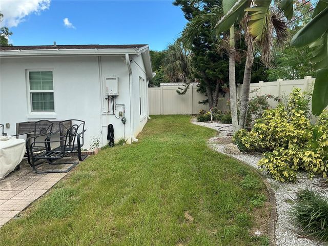 5248 15TH AVENUE N, St Petersburg, FL 33710