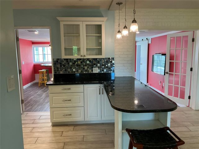 5248 15TH AVENUE N, St Petersburg, FL 33710