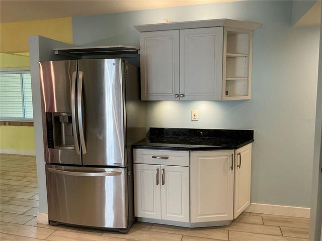 5248 15TH AVENUE N, St Petersburg, FL 33710