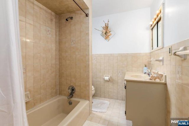 513 Hickory Street, Kearny, NJ 07032